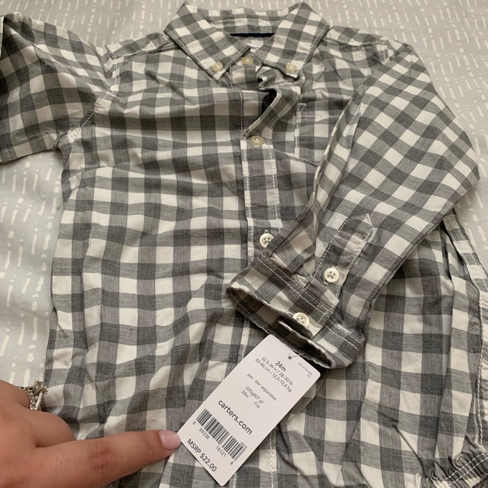 Carter’s button down shirt - Picture 3 of 3